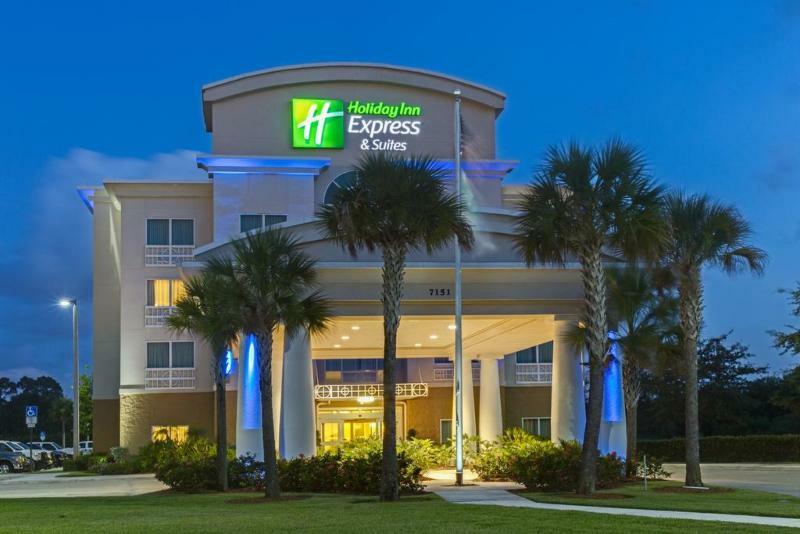 Holiday Inn Express Hotel & Suites Fort Pierce West Exterior photo